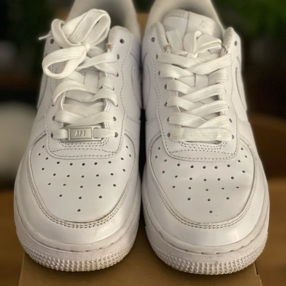 Nike White Air Force 1 Low Sneakers
